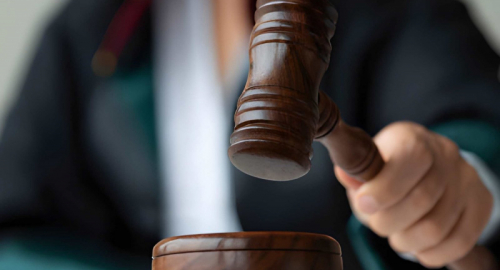 I retroscena dell'atto di clemenza e le prime incongruenze del caso Nicole Minetti